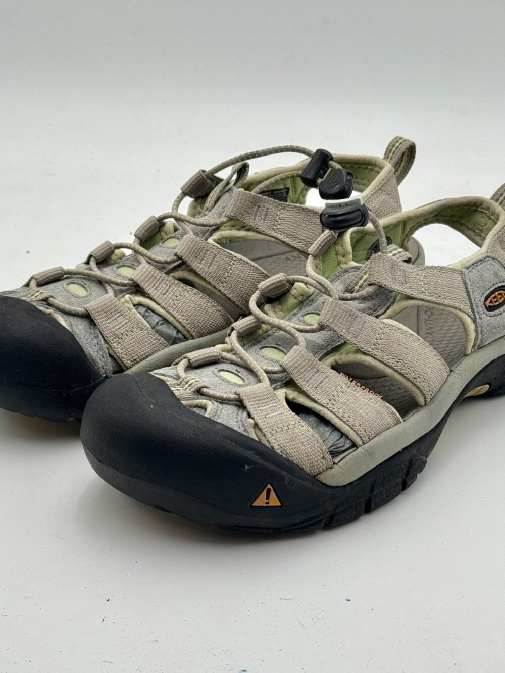 Keen Footwear Waterproof Sport Sandals Womens 9.5 Tan Gorpcore Hiking Outdoor